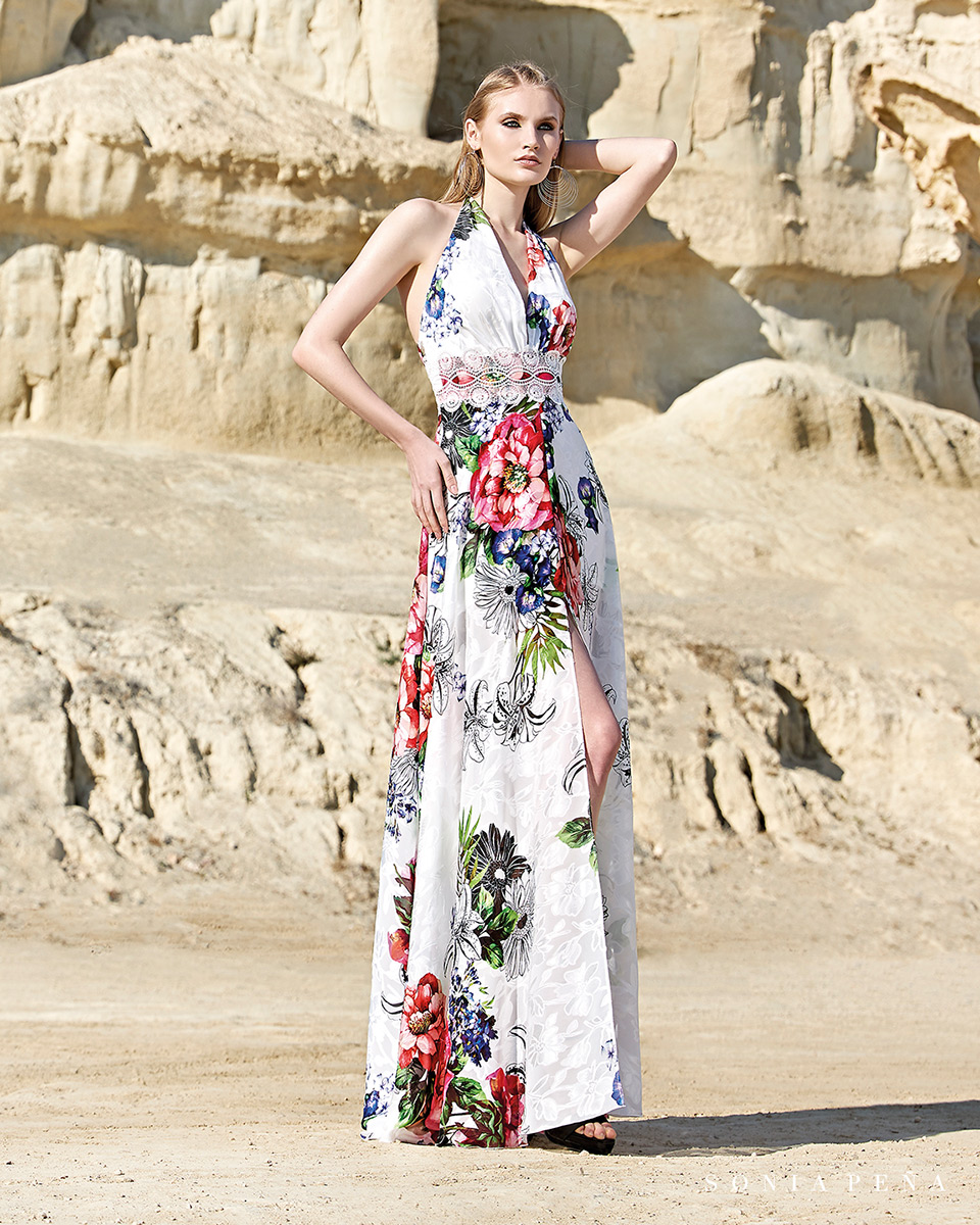Long dress. Spring-Summer Trece Lunas Collection 2020. Sonia Peña - Ref. 1200119