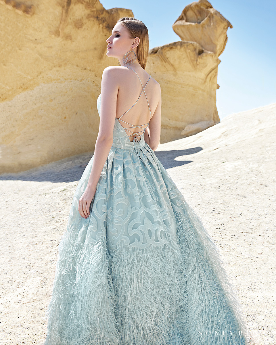 Long dress. Spring-Summer Trece Lunas Collection 2020. Sonia Peña - Ref. 1200137