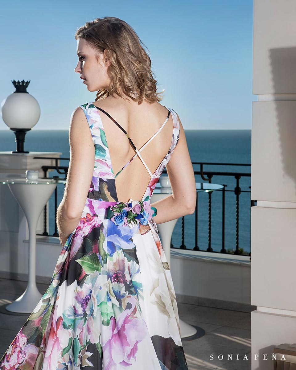 Long dress. Spring-Summer Balcón del Mar Collection 2019. Sonia Peña - Ref. 1190180Ref. 1190181