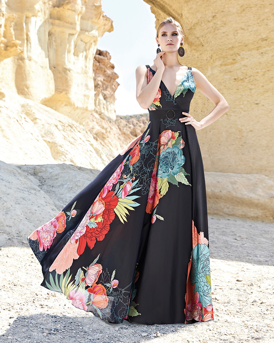 Long dress. Spring-Summer Trece Lunas Collection 2020. Sonia Peña - Ref. 1200166